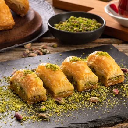 Letsdough Pistachio Baklava 1x1Kg Letsdough Pistachio Baklava 1x1Kg